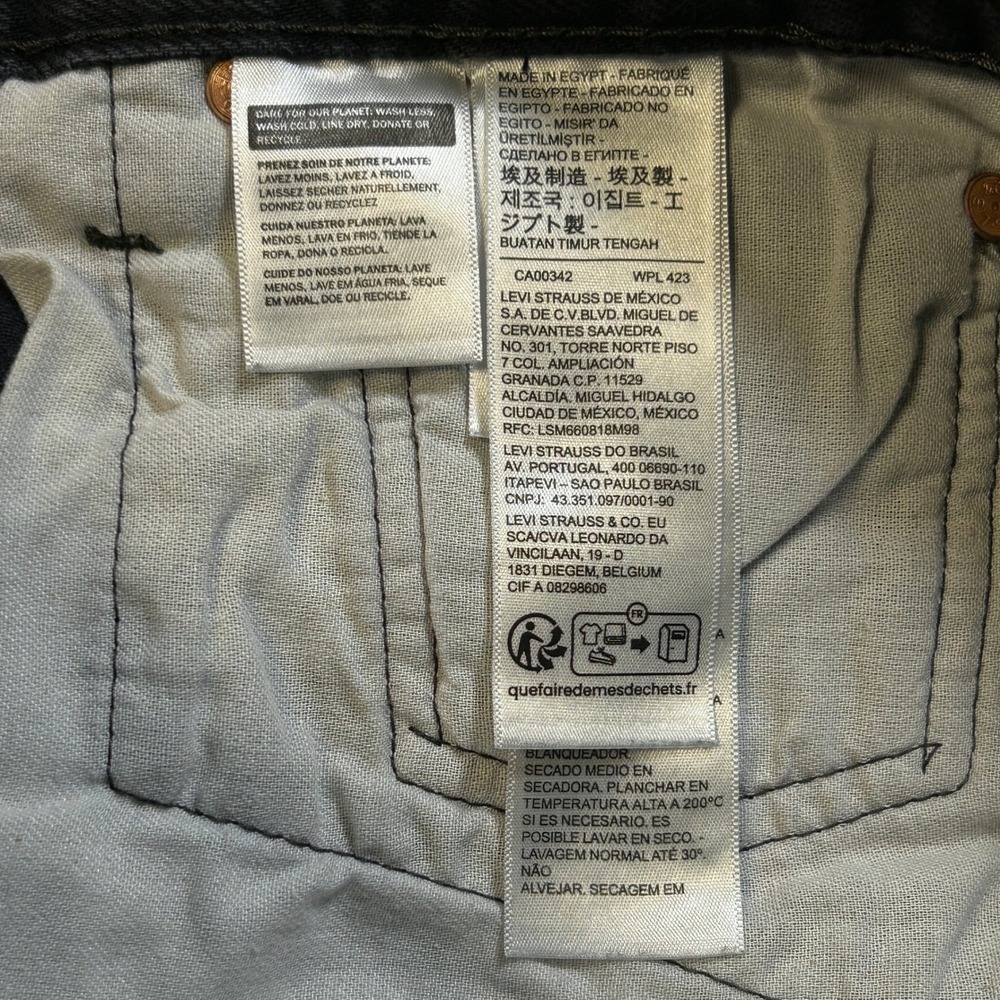Levi 501 Original Fit Button Fly Jeans Faded Black 36x30 - Picture 11 of 13